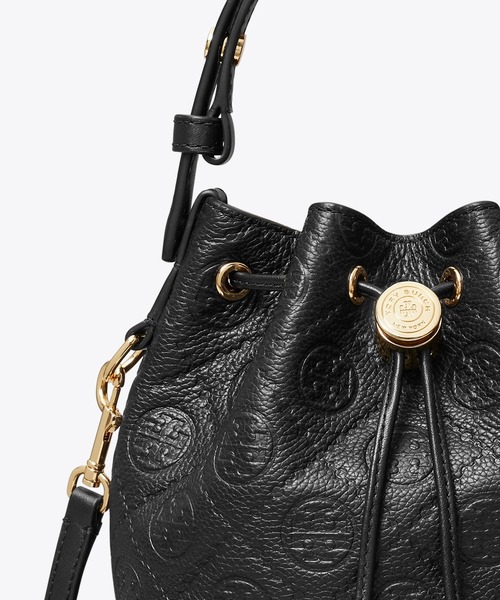 Tモノグラム ペブルド ミニバケットバッグ（ショルダーバッグ）｜TORY