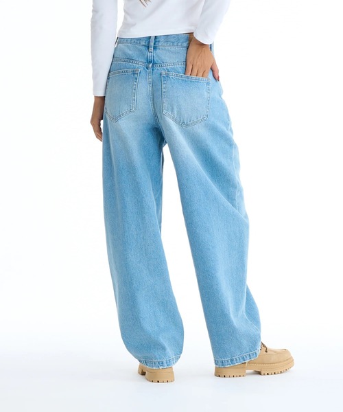 ROXY(ロキシー)の「MOOD /ロキシーバレルレッグハイウエストデニムパンツ(デニムパンツ・レディース・ブラック/ブルー・MEDIUM/LARGE/SMALL)」の14枚目の写真