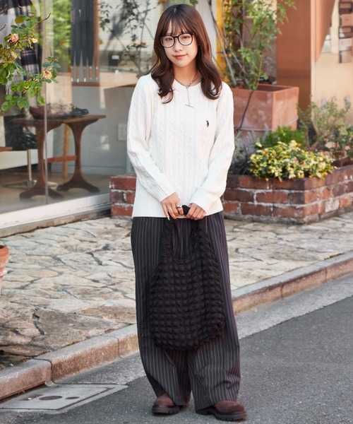 U.S. POLO ASSN.(ユーエスポロアッスン)の「U.S. POLO ASSN./ユーエスポロアッスン ウールクルーケーブルニット 冬服(ニット/セーター・レディース・チャコール/サックスブルー/アイボリー/ピンク/ベージュ・M/L)」の12枚目の写真