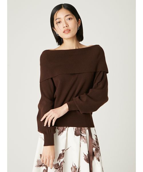 FRAY I.D（フレイアイディー）の「ワイドカラーオフショルダープルオーバー（Tシャツ/カットソー・レディース・グレー/ホワイト/レッド/ブラウン・F）」の5枚目の写真