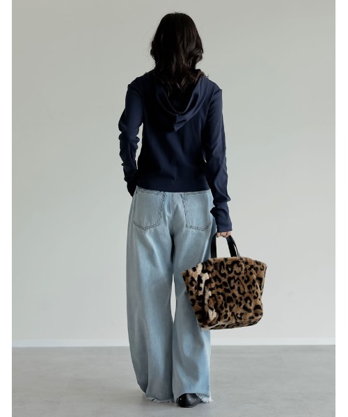 Re:EDIT（リエディ）の「[2025AW COLLECTION][汗じみ防止][UVカット]リブカットソーフーディートップス（パーカー・レディース・ブラック/チャコールグレー/ホワイト/ネイビー・MEDIUM/LARGE）」の20枚目の写真