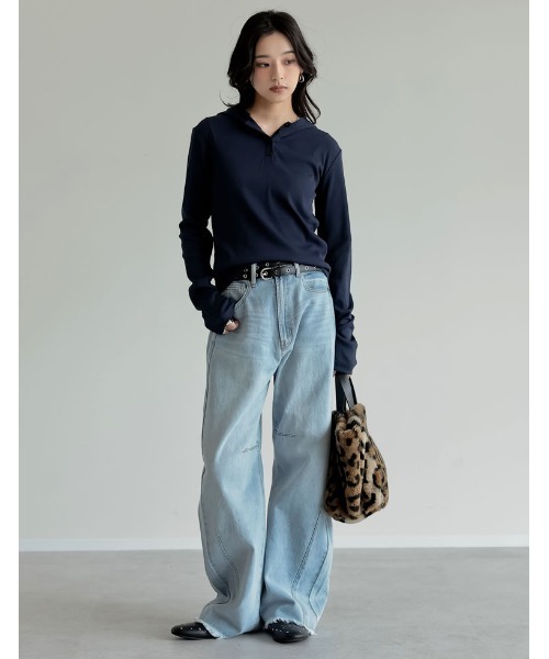 Re:EDIT（リエディ）の「[2025AW COLLECTION][汗じみ防止][UVカット]リブカットソーフーディートップス（パーカー・レディース・ブラック/チャコールグレー/ホワイト/ネイビー・MEDIUM/LARGE）」の17枚目の写真