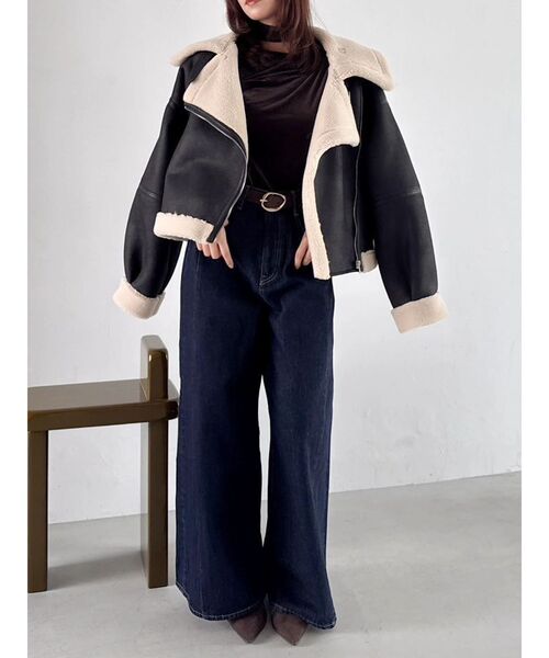 dazzlin(ダズリン)の「スイッチングワイドデニムパンツ(デニムパンツ・レディース・ライトブルー/インディゴブルー・SMALL/MEDIUM)」の6枚目の写真