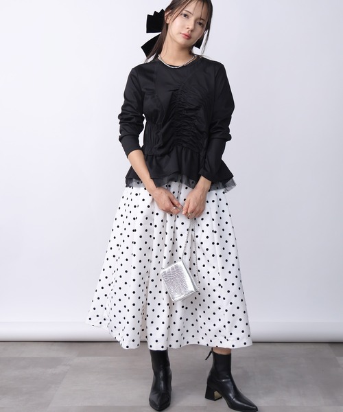 PICCIN PERLA(ピッチンペルラ)の「シャーリングフリルカットソー(Tシャツ/カットソー・レディース・ブラック/オフホワイト・M)」の9枚目の写真