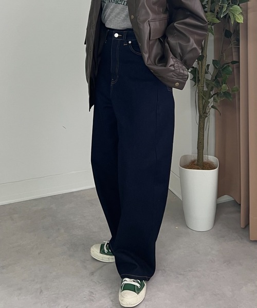 ZOZOMARKET(ゾゾマーケット)の「ZOZOMARKET by tomoka - ワイドサーキュラーデニムパンツ(デニムパンツ・レディース・インディゴブルー・マルチサイズ)」の15枚目の写真