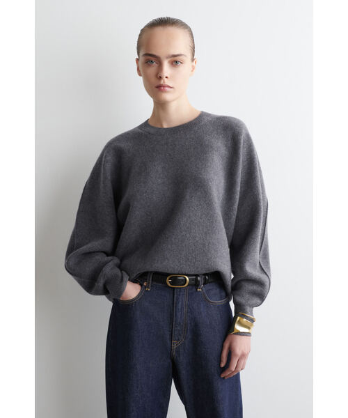 完売品　COS カットアウトニット KNITTED CUT-OUT JUMPER ニットカットアウトセーター ブラック｜COS
