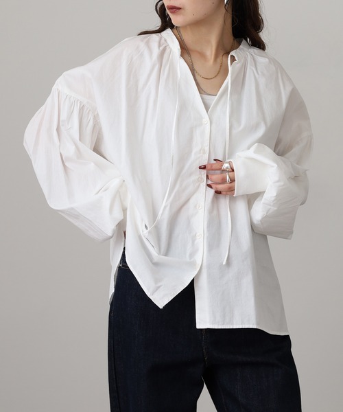 OMNES(オムネス)の「製品洗いブロード袖口リブギャザーシャツ(シャツ/ブラウス・レディース・グレー系その他/ライトブルー/ブルー系その他/ライトグレー/ホワイト/ブラック系その他・FREE)」の2枚目の写真