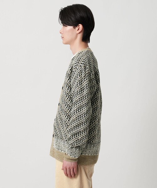 A DAY IN THE LIFE UNITED ARROWS(アデイインザライフユナイテッドアローズ)の「アブストラクト パターン カーディガン-ウォッシャブル-<A DAY IN THE LIFE>(カーディガン/ボレロ・メンズ・ブラック/ベージュ/ネイビー・L/M)」の9枚目の写真