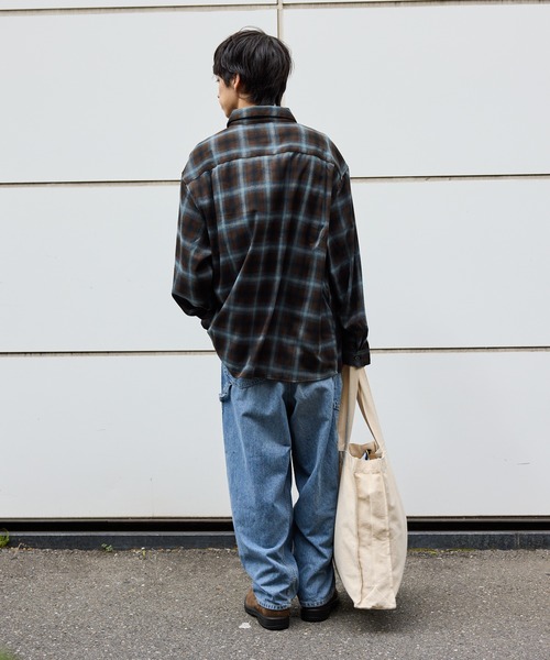 SKEWed(スキュー)の「SKEWed/スキュー ストーンウォッシュ加工 ダンガリーパンツ(デニムパンツ・メンズ・ブルー/ブラック・34/32/30)」の3枚目の写真