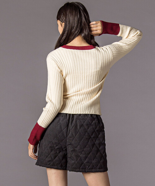 ZIDDY（ジディ）の「バイカラーリブニット(130~160cm)（ニット/セーター・キッズ・オフホワイト/グレー・130cm/150cm/140cm/FREE）」の4枚目の写真