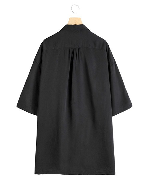 PORTER CLASSIC（ポータークラシック）の「Porter Classic / ポータークラシック：KATSU SHIRT 25SS：PC-016-3367[COR]（シャツ/ブラウス・メンズ・ホワイト/ブラック・2/3）」の4枚目の写真