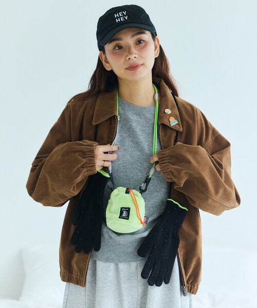 FREAK'S STORE(フリークスストア)の「WOOL EASY SLIT GLOVE ウール イージーグローブ スマホ対応スリット付き(手袋・メンズ・グレー/ナチュラル/ブラック・ONE SIZE)」の15枚目の写真