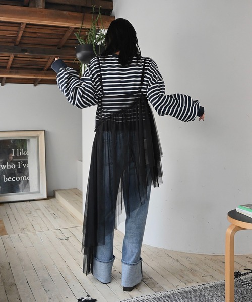 WILLFULLY（ウィルフリー）の「border logo print cropped sweat tops（スウェット・レディース・ネイビー/ホワイト/ライム・FREE）」の17枚目の写真