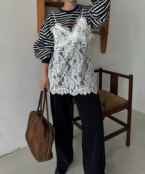 WILLFULLY（ウィルフリー）の「border logo print cropped sweat tops（スウェット・レディース・ネイビー/ホワイト/ライム・FREE）」の8枚目の写真