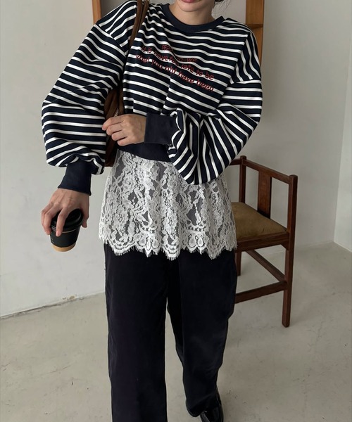 WILLFULLY（ウィルフリー）の「border logo print cropped sweat tops（スウェット・レディース・ネイビー/ホワイト/ライム・FREE）」の5枚目の写真