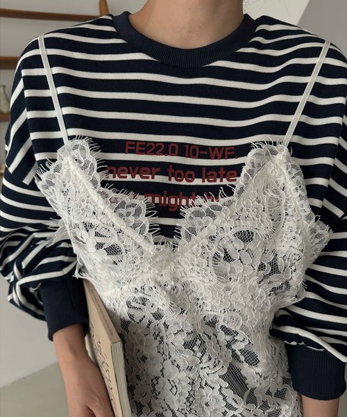 WILLFULLY（ウィルフリー）の「border logo print cropped sweat tops（スウェット・レディース・ネイビー/ホワイト/ライム・FREE）」の11枚目の写真