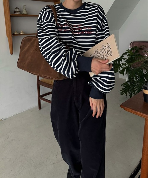 WILLFULLY（ウィルフリー）の「border logo print cropped sweat tops（スウェット・レディース・ネイビー/ホワイト/ライム・FREE）」の13枚目の写真