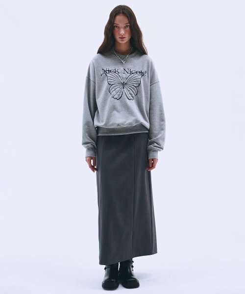 NICK&NICOLE（ニックアンドニコール）の「SHINE BUTTERFLY SWEATSHIRT_GRAY NAVY（スウェット・レディース・その他・FREE）」の3枚目の写真