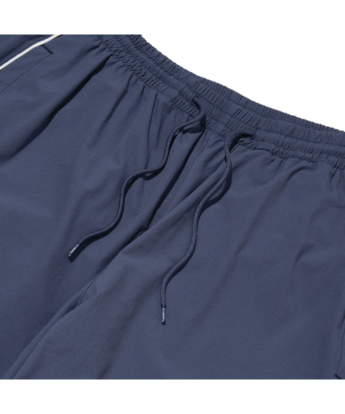 F.ILLUMINATE(フィルミネイト)の「ナイロンツーピンタックパイピングパンツ-ブルー(スウェットパンツ・レディース・その他・LARGE/MEDIUM/SMALL)」の9枚目の写真