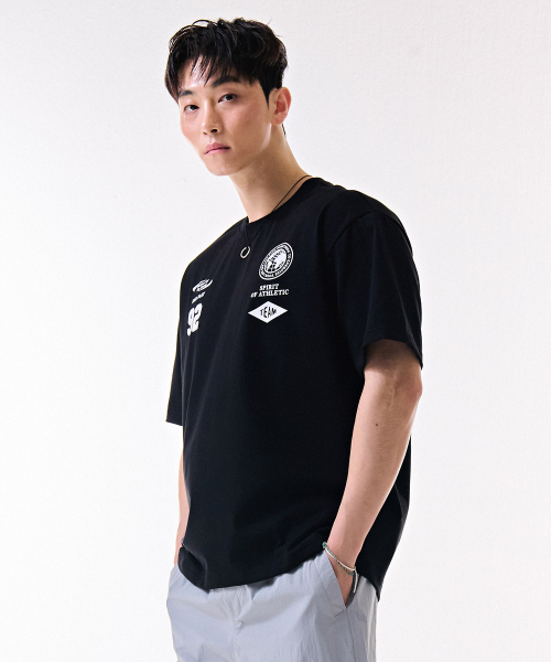 CHASECULT(チェイスカルト)の「共用フロントグラフィック半袖Tシャツ-DBRU5844D03(Tシャツ/カットソー・レディース・ブラック・90/95/100/105)」の4枚目の写真