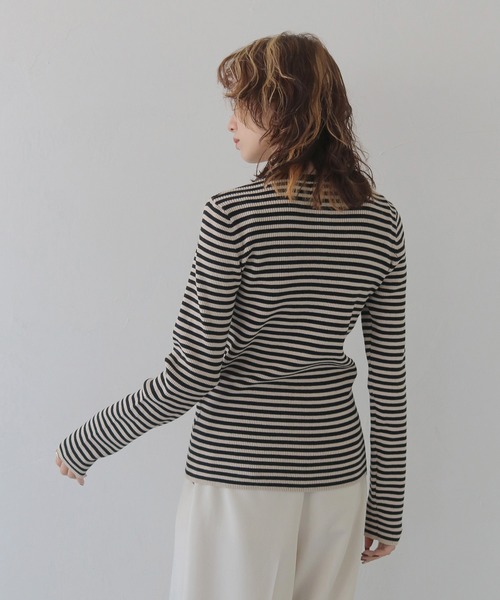 CLEIO（クレイオ）の「【CLEIO】ヘンリーネックリブニット HENLEY NECK RIB KNIT/986-14617（Tシャツ/カットソー・レディース・アイボリー/ブラック/ネイビー/レッド・FREE）」の21枚目の写真