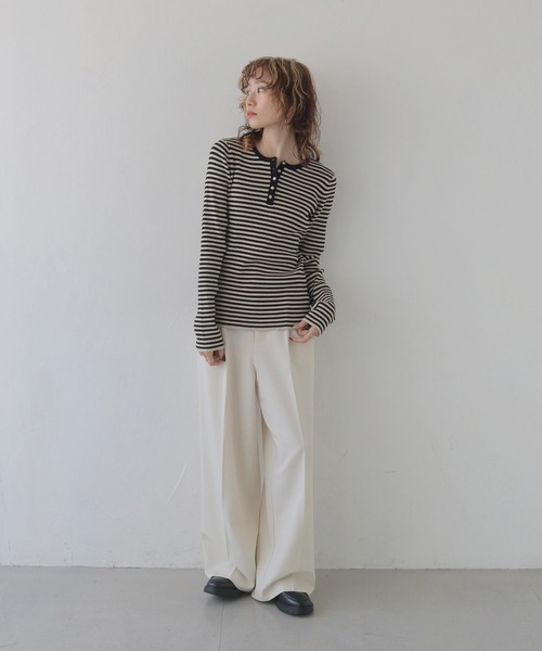 CLEIO（クレイオ）の「【CLEIO】ヘンリーネックリブニット HENLEY NECK RIB KNIT/986-14617（Tシャツ/カットソー・レディース・アイボリー/ブラック/ネイビー/レッド・FREE）」の22枚目の写真