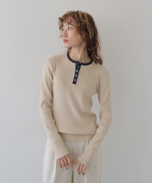 CLEIO（クレイオ）の「【CLEIO】ヘンリーネックリブニット HENLEY NECK RIB KNIT/986-14617（Tシャツ/カットソー・レディース・アイボリー/ブラック/ネイビー/レッド・FREE）」の5枚目の写真