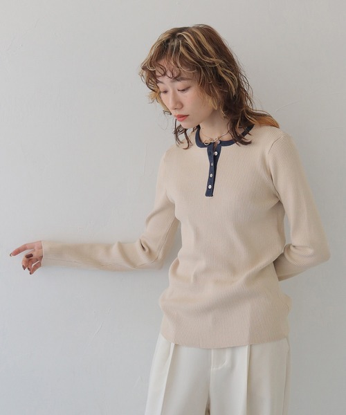 CLEIO（クレイオ）の「【CLEIO】ヘンリーネックリブニット HENLEY NECK RIB KNIT/986-14617（Tシャツ/カットソー・レディース・アイボリー/ブラック/ネイビー/レッド・FREE）」の7枚目の写真
