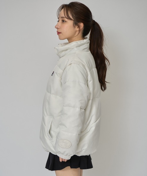 REDYAZEL（レディアゼル）の「［FILA×REDYAZEL］2WAYフェイクダウンジャケット（ダウンジャケット/コート・レディース・ホワイト/ブラック・FREE）」の3枚目の写真