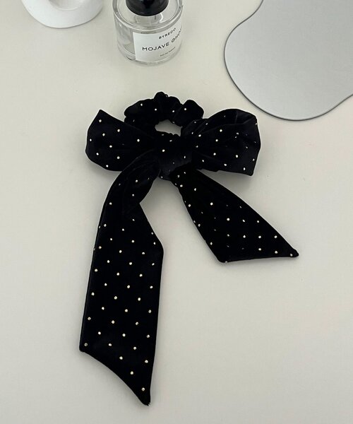 prose verse（プロズヴェール）の「ゴールドドットベロアリボンヘアゴム（シュシュ・レディース・ブラック/ベージュ・FREE）」の6枚目の写真