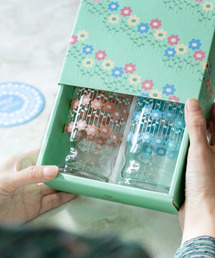 �A�f���A���g��(�A�f���A���g��)�́q�A�f���A���g���r�A�f���A�A�����W �R�b�v9 �y�A �A�f���A ���v�\�f�B�[(�O���X/�}�O�J�b�v/�^���u���[)