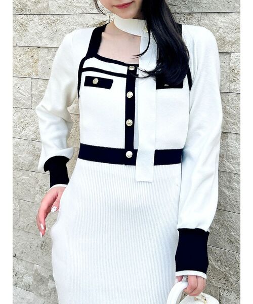 dazzlin(ダズリン)の「バイカラーニットワンピース(ワンピース・レディース・ブラック/オフホワイト/ブルー・FREE)」の12枚目の写真