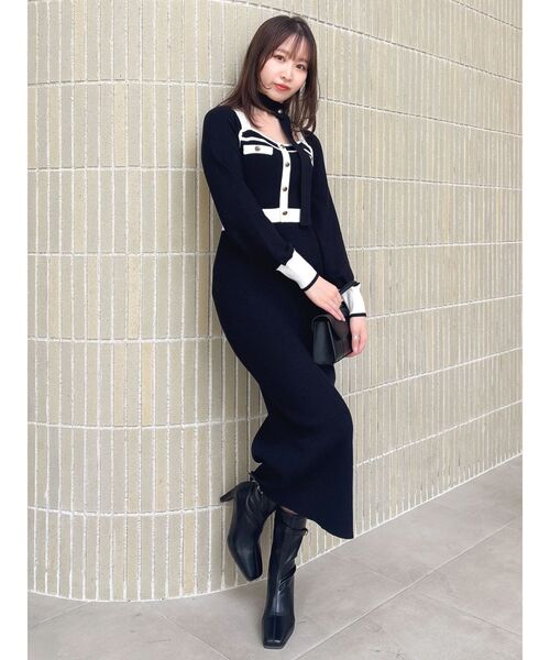 dazzlin(ダズリン)の「バイカラーニットワンピース(ワンピース・レディース・ブラック/オフホワイト/ブルー・FREE)」の21枚目の写真