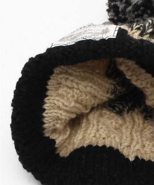 LBC（エルビーシー）の「4-LINE ALAN POMPOM      （ニットキャップ/ビーニー・レディース・オフホワイト/ライトブラウン・ONE SIZE）」の7枚目の写真