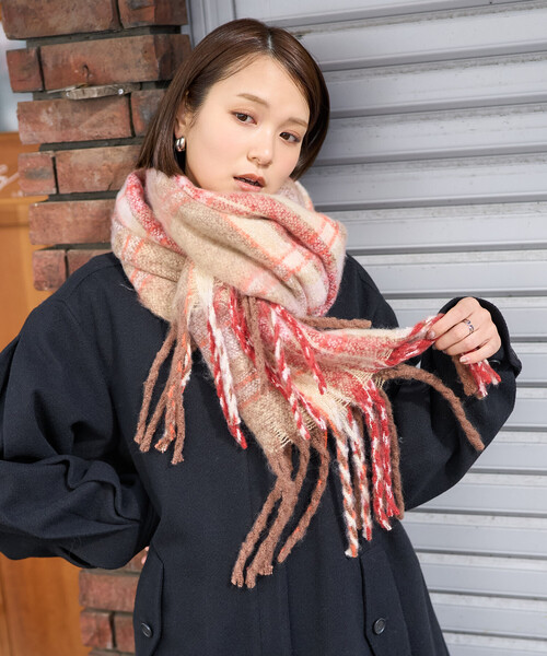 FREAK'S STORE（フリークスストア）の「ブークレ チェック マフラー（マフラー・レディース・ネイビー/グリーン/ブラウン・ONE SIZE）」の12枚目の写真