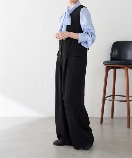 COLLAGE GALLARDAGALANTE（コラージュガリャルダガランテ）の「ジレオールインワン（つなぎ/オールインワン・レディース・ブラック/ベージュ・FREE）」の8枚目の写真