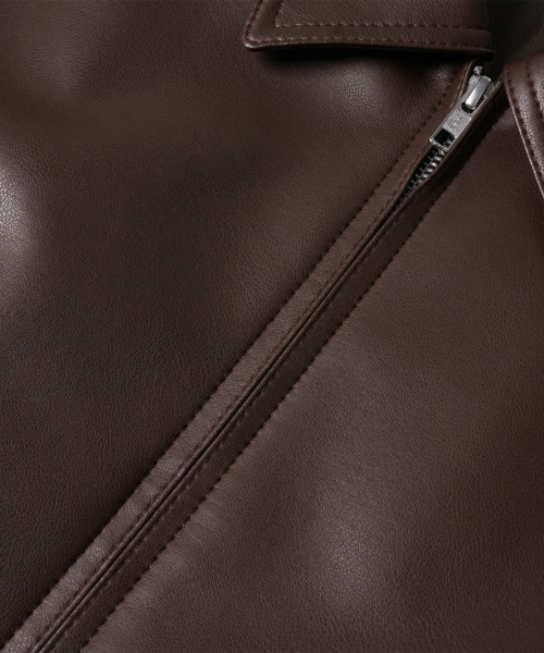 DOFFSEPT(ドフセプト)の「FAUX Leather Crop Bomber in Brown(ライダースジャケット・レディース・その他・FREE)」の5枚目の写真