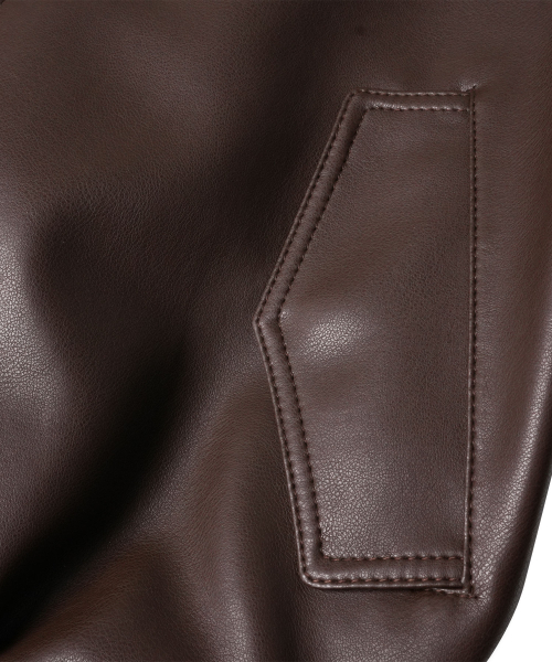 DOFFSEPT(ドフセプト)の「FAUX Leather Crop Bomber in Brown(ライダースジャケット・レディース・その他・FREE)」の6枚目の写真
