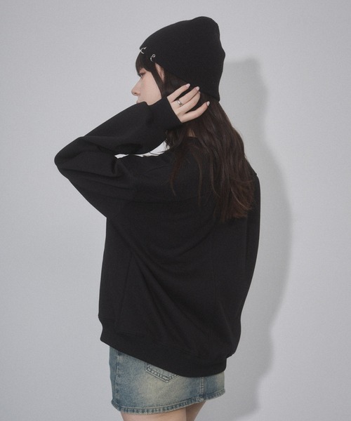 ENVYM（アンビー）の「ロゴプリントオーバーサイズスウェットPO（スウェット・レディース・ホワイト/ブラック/レッド・FREE）」の16枚目の写真