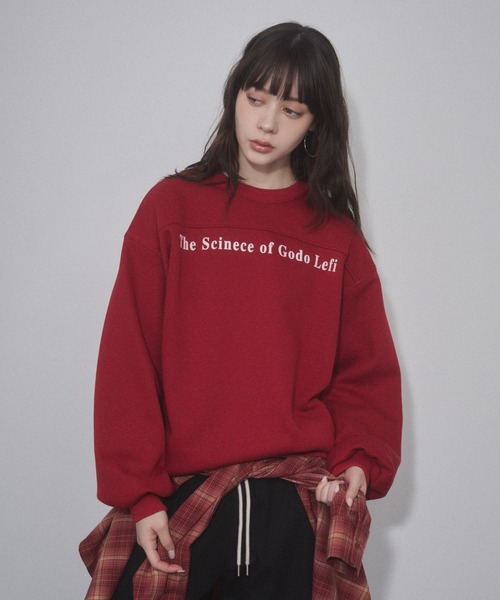 ENVYM（アンビー）の「ロゴプリントオーバーサイズスウェットPO（スウェット・レディース・ホワイト/ブラック/レッド・FREE）」の21枚目の写真