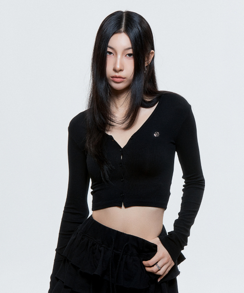 DAUSPICE(ディーオスピス)の「(DUC) V-Neck Crop Cardigan Black(カーディガン/ボレロ・レディース・ブラック・FREE)」の1枚目の写真