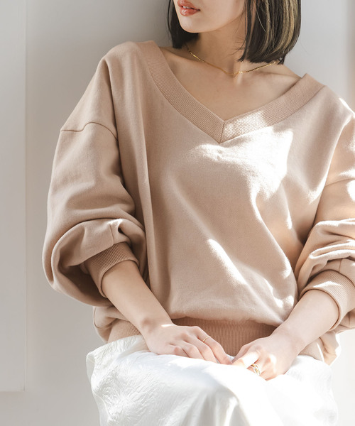 Noble（ノーブル）の「Vネックオーバースウェット（スウェット・レディース・モカ/ベージュ・FREE）」の2枚目の写真