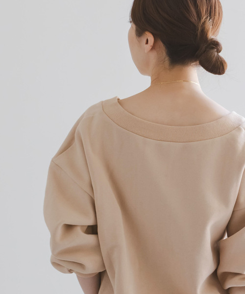 Noble（ノーブル）の「Vネックオーバースウェット（スウェット・レディース・モカ/ベージュ・FREE）」の17枚目の写真