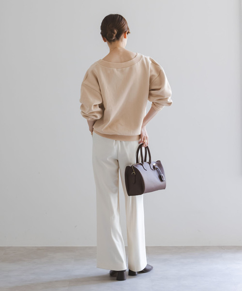 Noble（ノーブル）の「Vネックオーバースウェット（スウェット・レディース・モカ/ベージュ・FREE）」の15枚目の写真