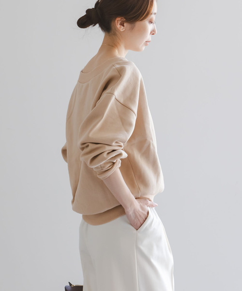 Noble（ノーブル）の「Vネックオーバースウェット（スウェット・レディース・モカ/ベージュ・FREE）」の13枚目の写真