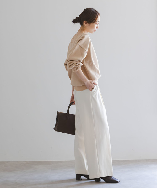 Noble（ノーブル）の「Vネックオーバースウェット（スウェット・レディース・モカ/ベージュ・FREE）」の10枚目の写真