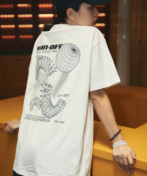 CORALIAN(コラリアン)の「スプリングアートワーク綿Tシャツホワイト(Tシャツ/カットソー・レディース・その他・S/M/L/2XL/XL/4XL/XS/3XL)」の3枚目の写真
