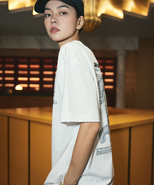 CORALIAN(コラリアン)の「スプリングアートワーク綿Tシャツホワイト(Tシャツ/カットソー・レディース・その他・S/M/L/2XL/XL/4XL/XS/3XL)」の4枚目の写真