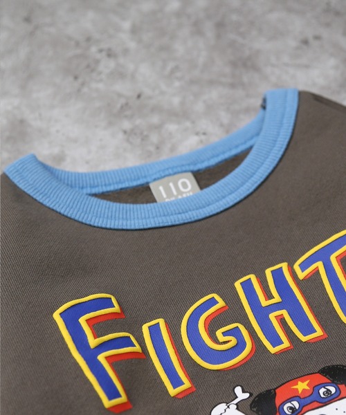 DILASH（ディラッシュ）の「ヒーロー犬プリントトレーナー（裏毛）（スウェット・キッズ・チャコールグレー/オレンジ・130/120/100/90/80/110）」の5枚目の写真