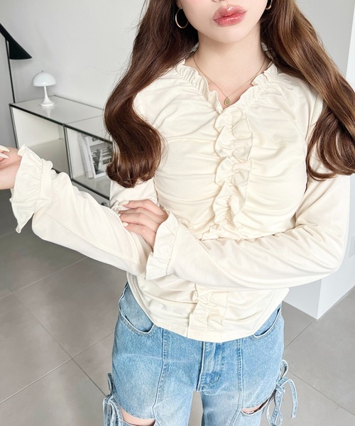 moment+(モーメントプラス)の「Vネックギャザーフリル長袖カットソー(Tシャツ/カットソー・レディース・ブラック/オフホワイト/イエロー/杢グレー・M)」の10枚目の写真